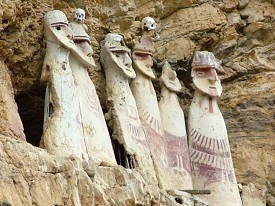 kuelap-sarcofagos-chachapoyas-peru