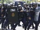 El gobierno español invierte en material antidisturbios ante la posibilidad de un 'otoño caliente'