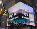 Enorme cartel animado en Times Square dice que el gobierno miente sobre el 11-S
